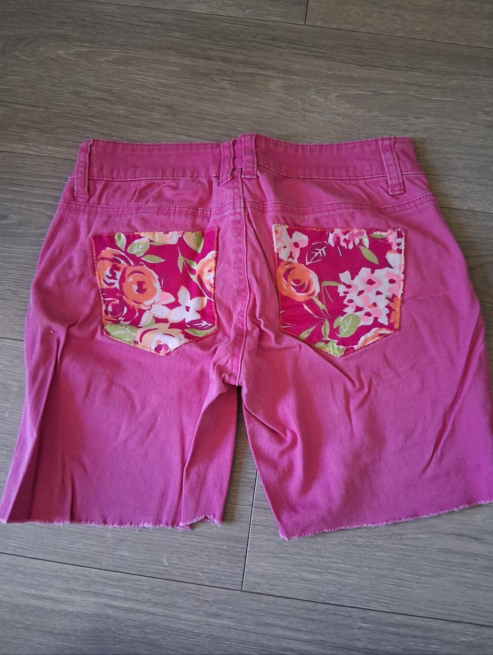 Zanadi Pink Denim Jean Shorts With Floral Pockets